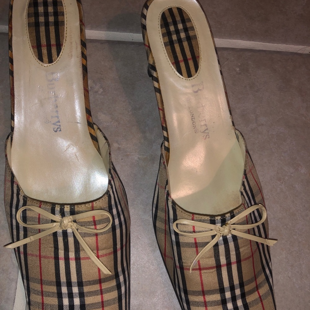 Vintage Burberrys of London Nova Check Mules Heels Women’s Size 7 Shoes 80s 90s